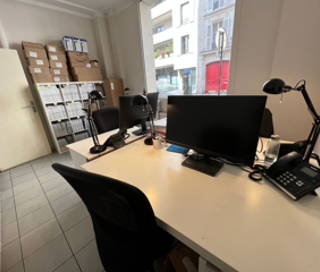 Bureau privé 14 m² 4 postes Location bureau Rue Poliveau Paris 75005 - photo 2